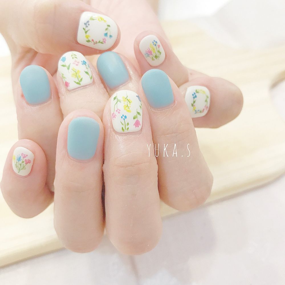 小清新藍色系美甲圖片大全 小清新藍色系美甲圖片大全