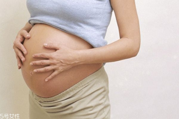 孕婦羊水少怎么辦 羊水少的癥狀 孕婦羊水少怎么辦 羊水少的癥狀