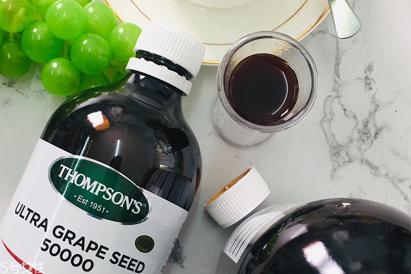 湯普森葡萄籽怎么吃 湯普森葡萄籽精華液心得 湯普森葡萄籽怎么吃 湯普森葡萄籽精華液心得