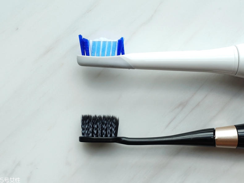 佳潔士小白刷好用嗎 佳潔士小白刷評測 佳潔士小白刷好用嗎 佳潔士小白刷評測