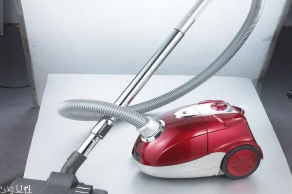 吸塵器功率越大越好嗎 吸塵器功率多大好 吸塵器功率越大越好嗎 吸塵器功率多大好
