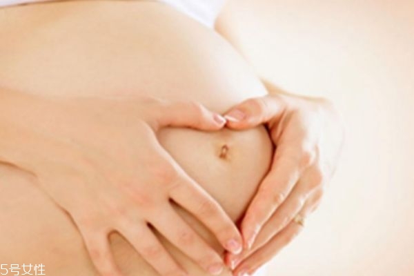 椰子油可以預(yù)防妊娠紋嗎 天然預(yù)防妊娠紋神器 椰子油可以預(yù)防妊娠紋嗎 天然預(yù)防妊娠紋神器