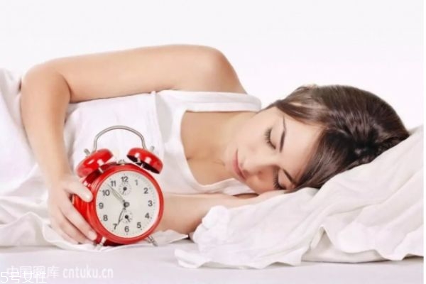 通宵后怎么補救皮膚 熬夜如何預防衰老