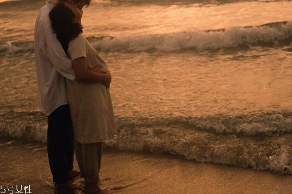 怎么數(shù)胎動才算一次 孕婦測量胎動的重要性 怎么數(shù)胎動才算一次 孕婦測量胎動的重要性