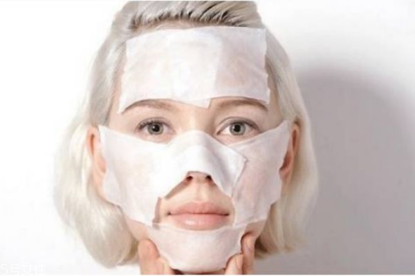 化妝水需要避開眼部嗎 溫和不刺激化妝水推薦 化妝水需要避開眼部嗎 溫和不刺激化妝水推薦