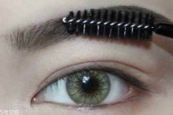 上挑眉怎么畫 5步打造歐美挑眉 上挑眉怎么畫 5步打造歐美挑眉
