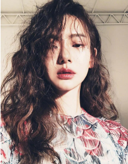 羊毛卷適合什么臉型 教你羊毛卷怎么燙 羊毛卷適合什么臉型 教你羊毛卷怎么燙