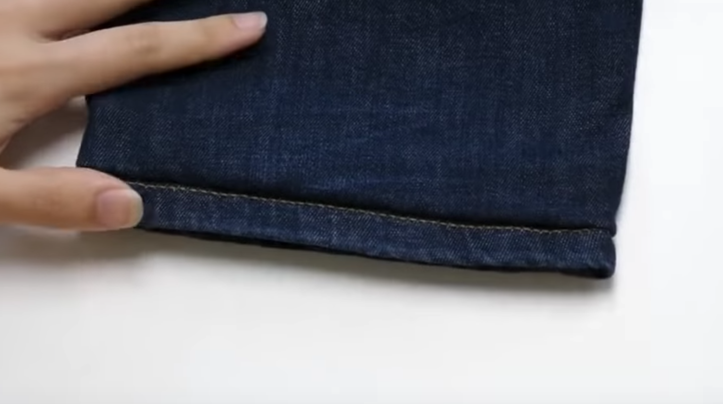 褲腳太長(zhǎng)了怎么縫短 隱形無(wú)痕縫法 褲腳太長(zhǎng)了怎么縫短 隱形無(wú)痕縫法