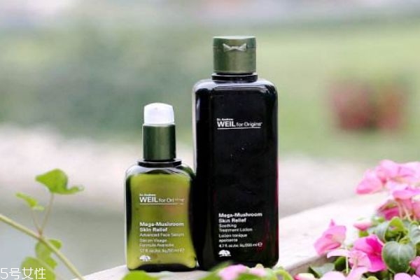 痘痘肌用什么水乳好 造成痘痘肌的原因 痘痘肌用什么水乳好 造成痘痘肌的原因