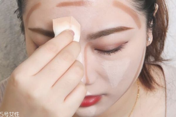 修容棒怎么用圖解 修容的正確使用方法 修容棒怎么用圖解 修容的正確使用方法