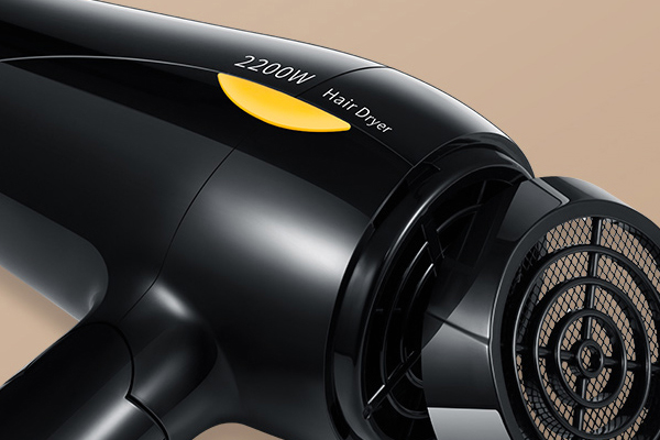 吹風(fēng)機(jī)會(huì)不會(huì)爆炸？使用吹風(fēng)機(jī)要注意安全