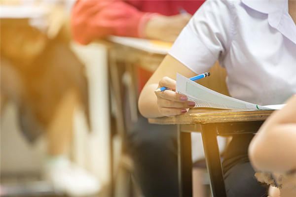 如何有效控制近視？視光師護眼4重點