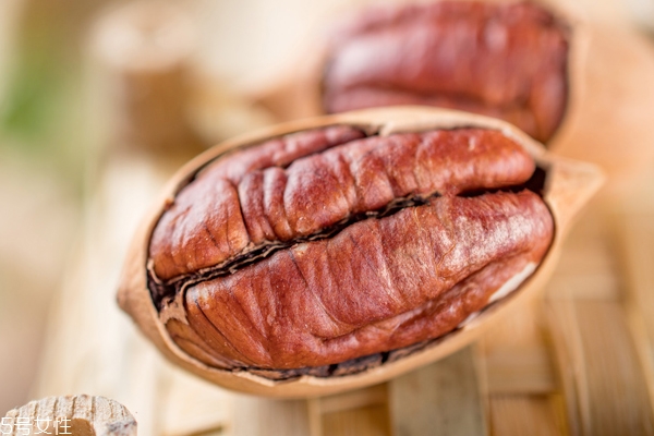 核桃有破損可以吃嗎 有破損千萬別吃 核桃有破損可以吃嗎 有破損千萬別吃