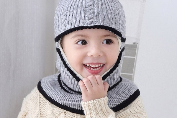 嬰兒舌苔厚白是怎么回事 原來是這樣 嬰兒舌苔厚白是怎么回事 原來是這樣