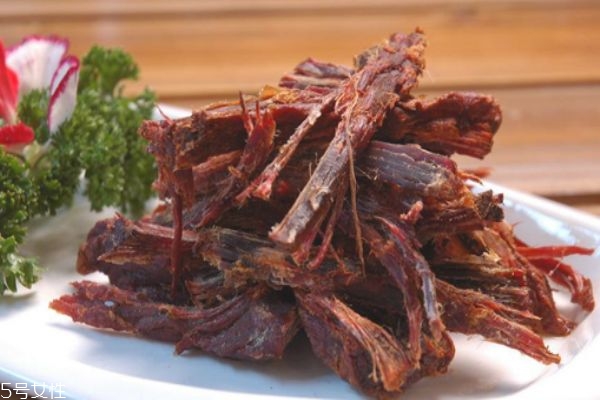 自制牛肉干做法 自己在家也能做出美味的牛肉干 自制牛肉干做法 自己在家也能做出美味的牛肉干