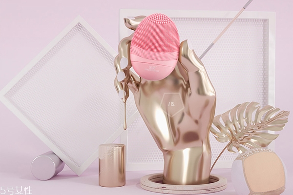 洗臉用這幾種水，越洗越白