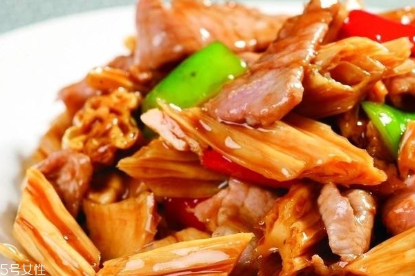 泡腐竹用什么水 溫水泡不會軟硬不均 泡腐竹用什么水 溫水泡不會軟硬不均