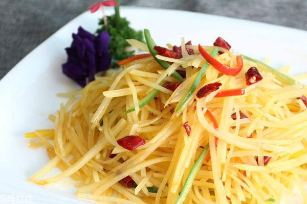 土豆絲粘鍋怎么辦 掌握3個小秘訣 土豆絲粘鍋怎么辦 掌握3個小秘訣