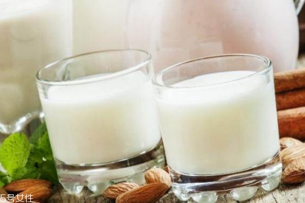 不吃早餐會(huì)胖嗎 不吃早餐的危害 不吃早餐會(huì)胖嗎 不吃早餐的危害