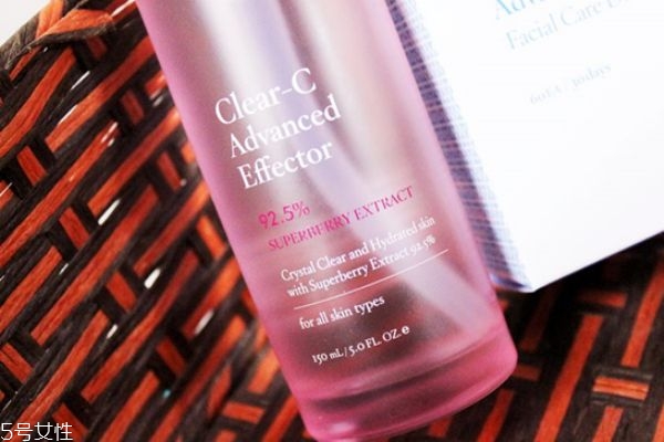 蘭芝凈透肌底精華液怎么用 蘭芝凈透肌底精華液功效 蘭芝凈透肌底精華液怎么用 蘭芝凈透肌底精華液功效