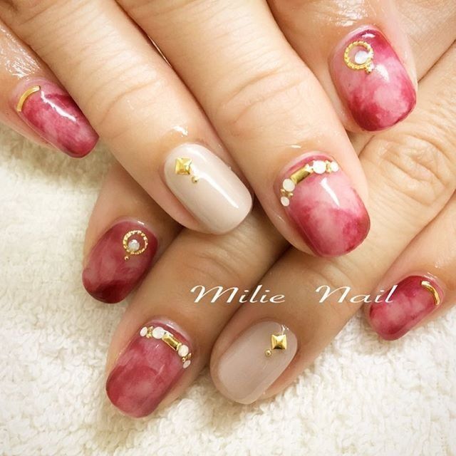 楓葉紅美甲圖片 冬季美甲楓葉紅 楓葉紅美甲圖片 冬季美甲楓葉紅