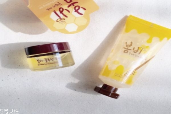 春雨撕拉面膜能去黑頭嗎 使用步驟 春雨撕拉面膜能去黑頭嗎 使用步驟