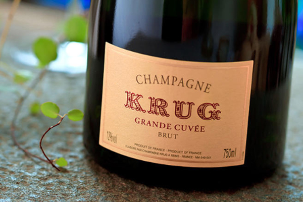 年份香檳是什么 年份香檳和無年份香檳哪個好 年份香檳是什么 年份香檳和無年份香檳哪個好