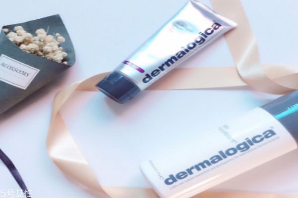 德美樂嘉多維面膜刺痛 那是因為你皮膚太需要它了 德美樂嘉多維面膜刺痛 那是因為你皮膚太需要它了