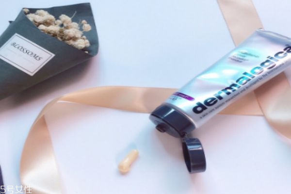 德美樂嘉多維面膜刺痛 那是因為你皮膚太需要它了 德美樂嘉多維面膜刺痛 那是因為你皮膚太需要它了