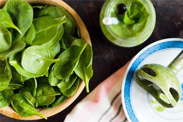 吃菠菜有什么好處 這樣吃菠菜更健康 吃菠菜有什么好處 這樣吃菠菜更健康