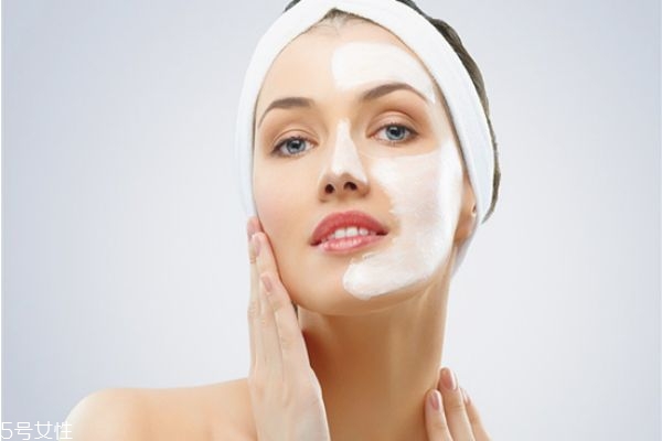 睡眠面膜一定要睡前用嗎 用之前先看看 睡眠面膜一定要睡前用嗎 用之前先看看