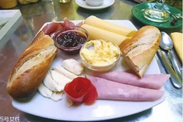 早上吃什么會減肥瘦身 減肥的人早餐怎么吃 早上吃什么會減肥瘦身 減肥的人早餐怎么吃