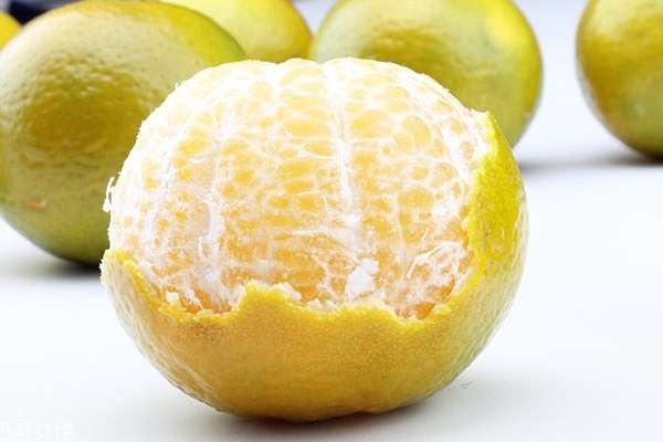 沃柑和皇帝柑的區(qū)別 沃柑和皇帝柑哪個好吃 沃柑和皇帝柑的區(qū)別 沃柑和皇帝柑哪個好吃