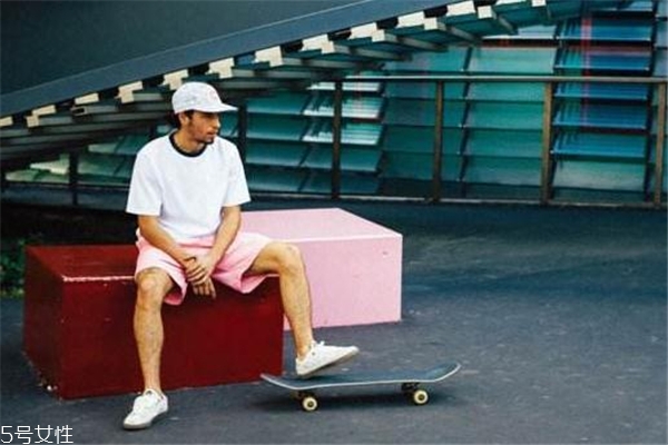 stussy在國內(nèi)有門店嗎 年輕人最愛的潮牌