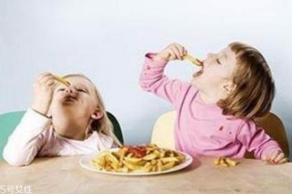 寶寶不愛(ài)吃飯?jiān)趺崔k 愉快饑餓療法教給你 寶寶不愛(ài)吃飯?jiān)趺崔k 愉快饑餓療法教給你
