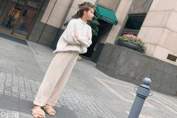 毛衣和闊腿褲怎么搭配 毛衣與闊腿褲搭配圖片 毛衣和闊腿褲怎么搭配 毛衣與闊腿褲搭配圖片