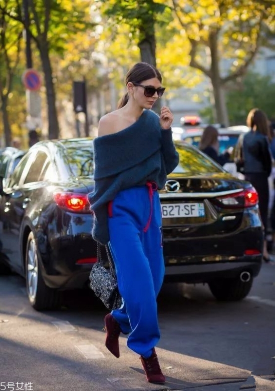 毛衣和闊腿褲怎么搭配 毛衣與闊腿褲搭配圖片 毛衣和闊腿褲怎么搭配 毛衣與闊腿褲搭配圖片