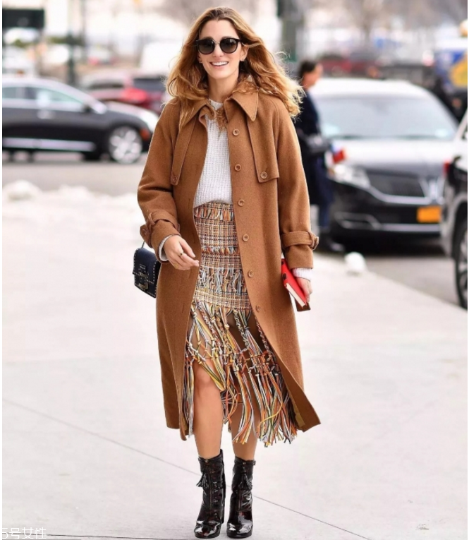 冬天大衣怎么搭配裙子 冬季大衣裙子搭配 冬天大衣怎么搭配裙子 冬季大衣裙子搭配