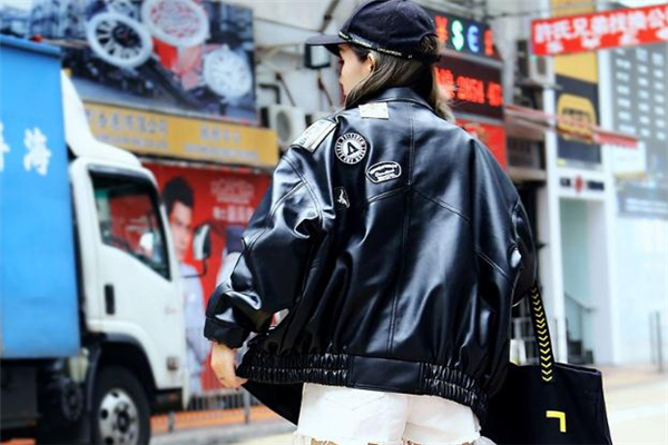 真皮皮衣可以干洗嗎 干洗店要選對 真皮皮衣可以干洗嗎 干洗店要選對