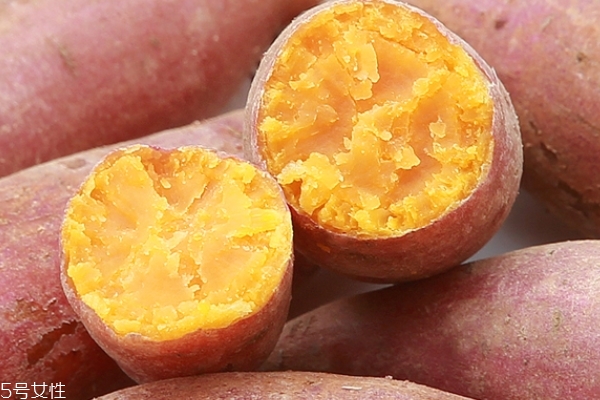 烤紅薯為什么要用錫紙 有這些好處 烤紅薯為什么要用錫紙 有這些好處