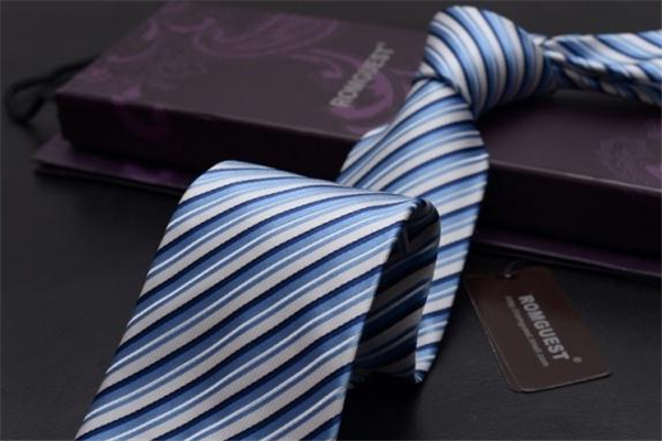 領(lǐng)帶洗變形了怎么恢復(fù) 5招教你恢復(fù)原樣 領(lǐng)帶洗變形了怎么恢復(fù) 5招教你恢復(fù)原樣