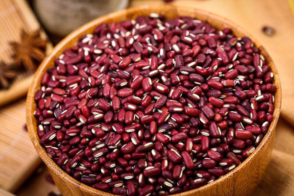 赤小豆和紅豆有什么區(qū)別 赤小豆和紅豆對比圖 赤小豆和紅豆有什么區(qū)別 赤小豆和紅豆對比圖
