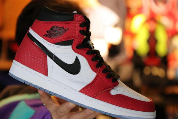 aj1蜘蛛俠聯(lián)名什么時(shí)候發(fā)售 年底爆款配色 aj1蜘蛛俠聯(lián)名什么時(shí)候發(fā)售 年底爆款配色