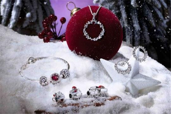 2018潘多拉圣誕活動(dòng) 不能錯(cuò)過的圣誕系列