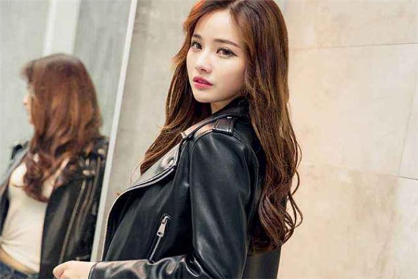 真皮皮衣容易撕破嗎 穿著要小心 真皮皮衣容易撕破嗎 穿著要小心