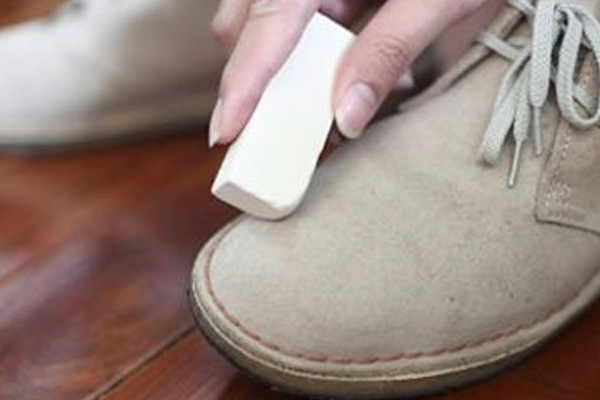 反絨鞋面怎么清理 3個方法久穿如新 反絨鞋面怎么清理 3個方法久穿如新