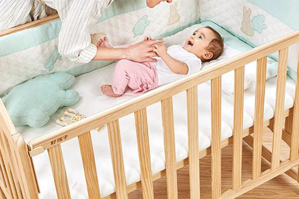 嬰兒床無漆的好嗎 木質容易變軟腐爛 嬰兒床無漆的好嗎 木質容易變軟腐爛
