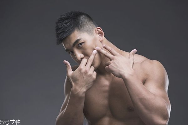 男士護膚品應(yīng)該怎么用 適合男性的護膚品