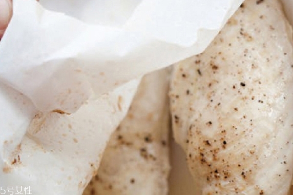 雞胸肉有激素嗎 多多少少會(huì)有 雞胸肉有激素嗎 多多少少會(huì)有