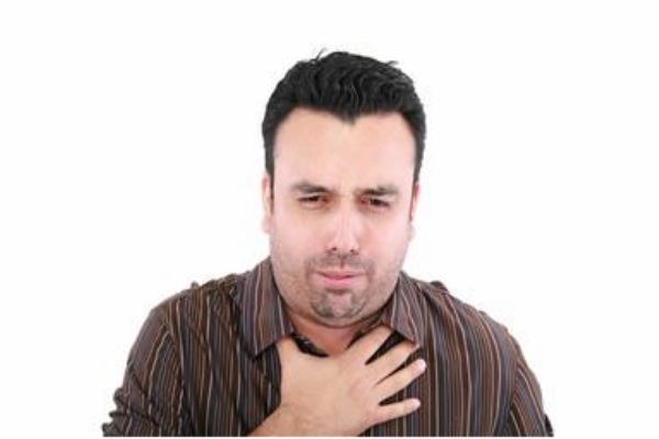 嘔吐后喉嚨持續(xù)有異物感？